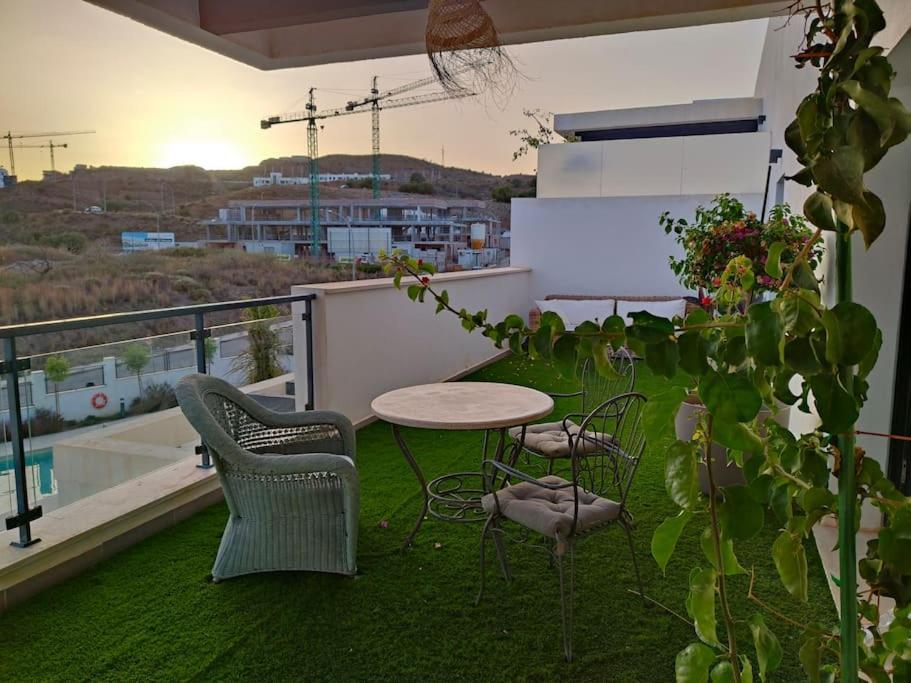 Atico Con Piscina, Golf, Vistas Al Mar Appartement *