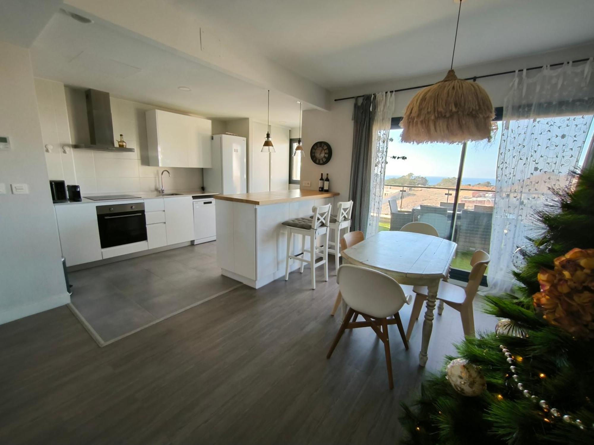 Appartement Atico Con Piscina, Golf, Vistas Al Mar